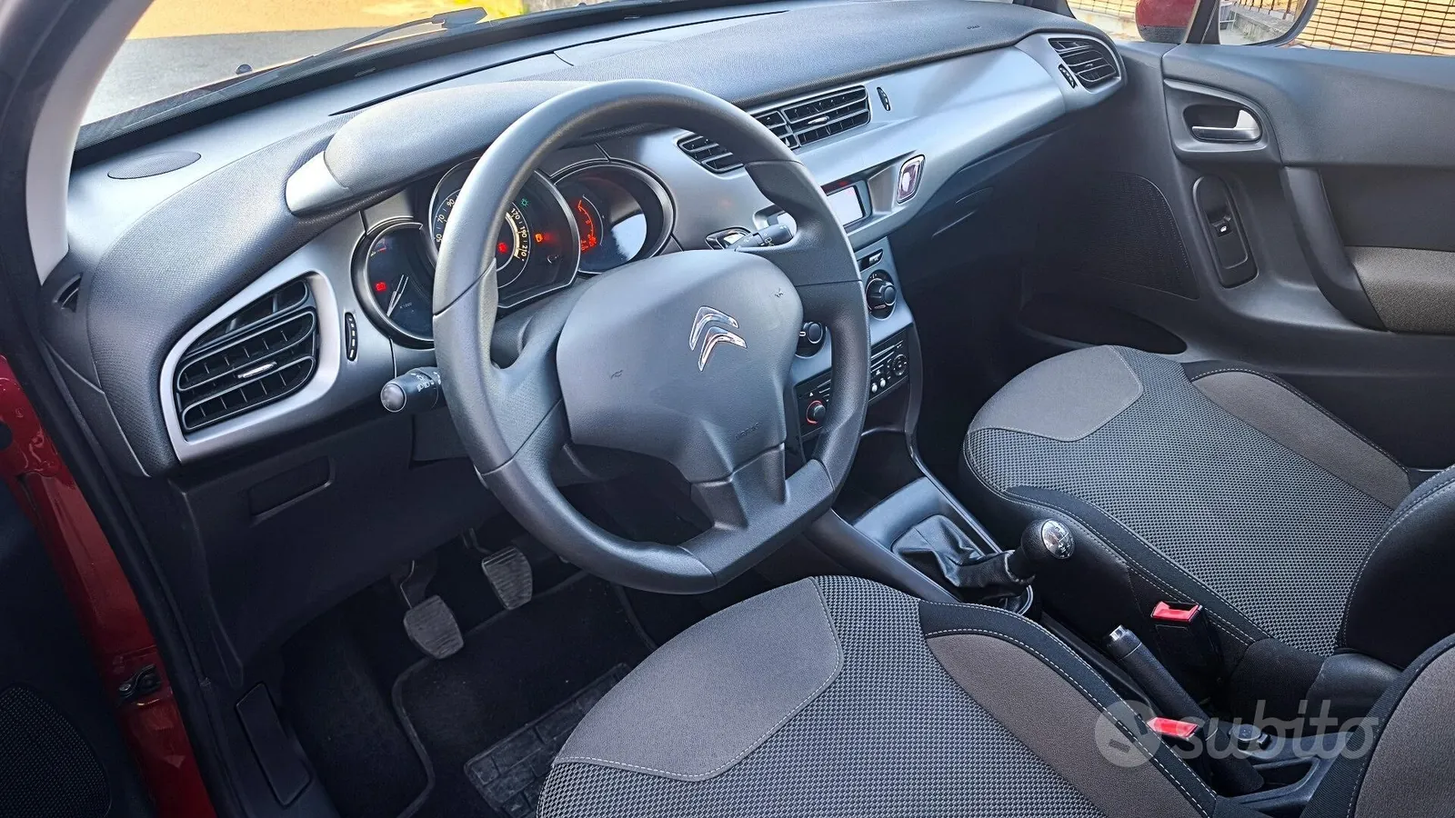 Citroen C3 2014 photo 4