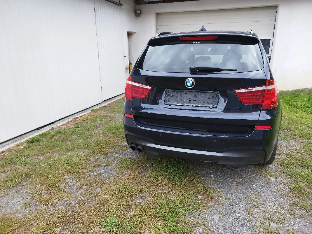 BMW X3 2011 photo 2
