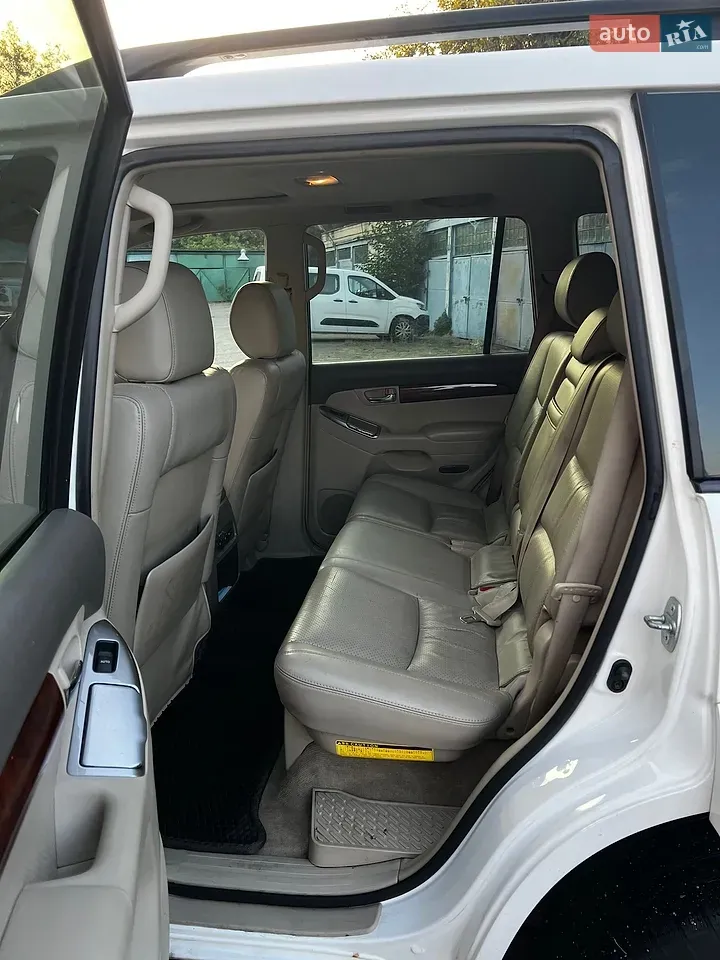 Toyota Land Cruiser Prado 2007 photo 5