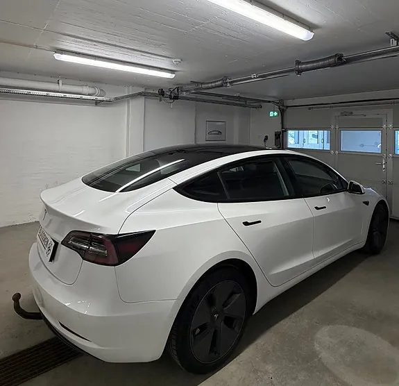 Tesla Model 3 2021 photo 4