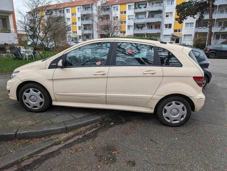 Mercedes-Benz B-Class