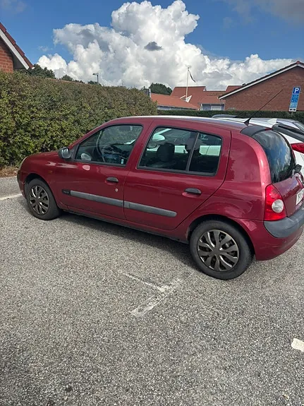 Renault Clio 2003 photo 3
