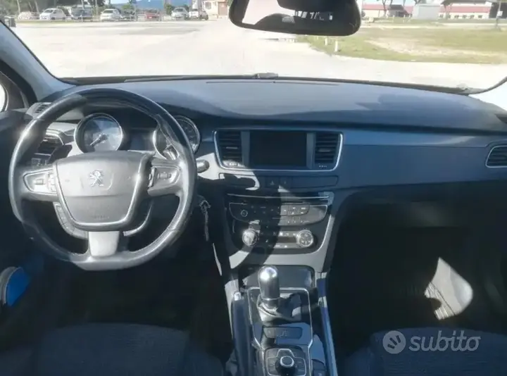 Peugeot 508 2012 photo 4