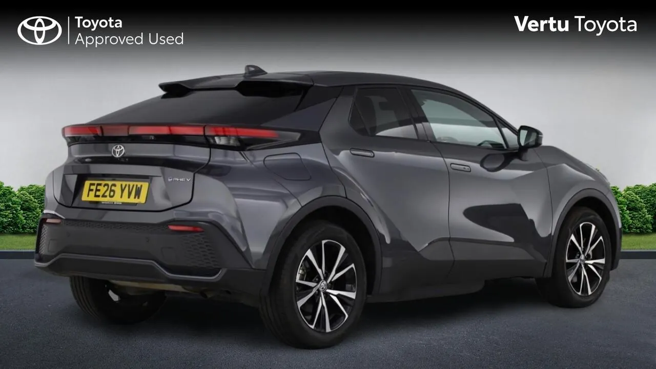 Toyota C-Hr 2026 photo 2