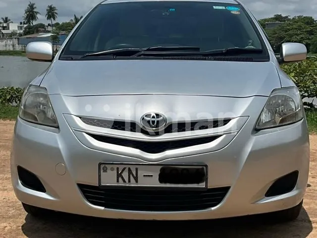 Toyota Belta 2007 photo 3