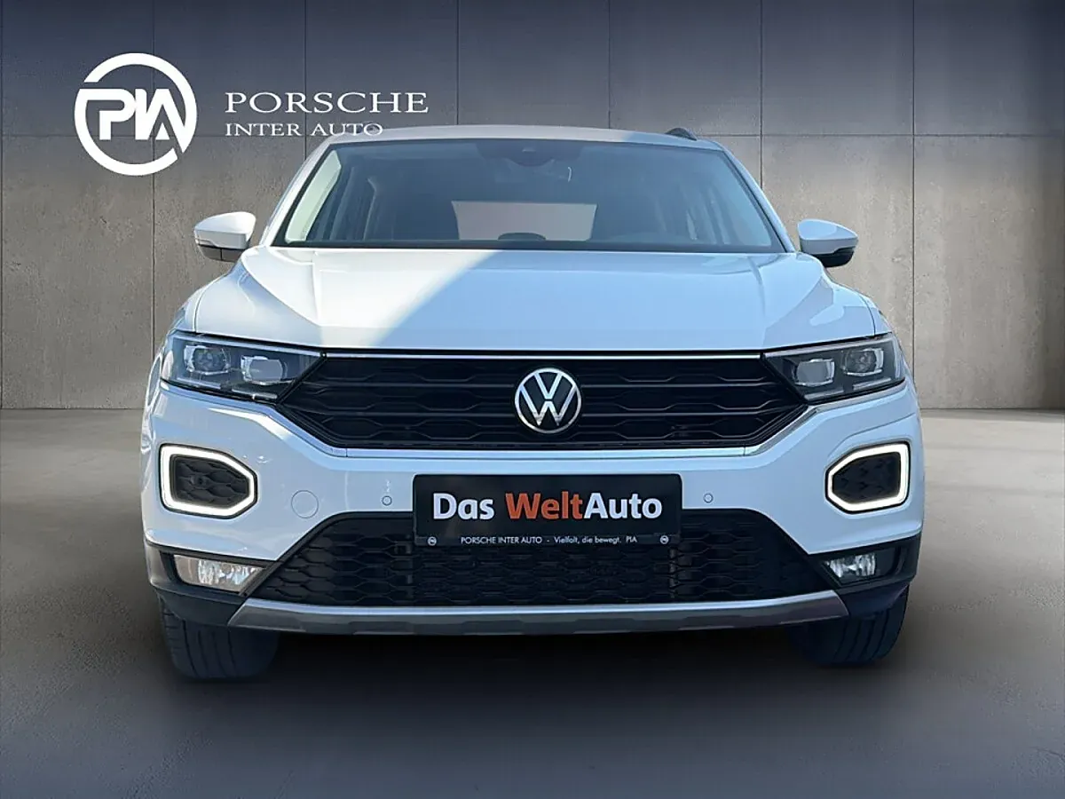 Volkswagen T-Roc 2021 photo 2