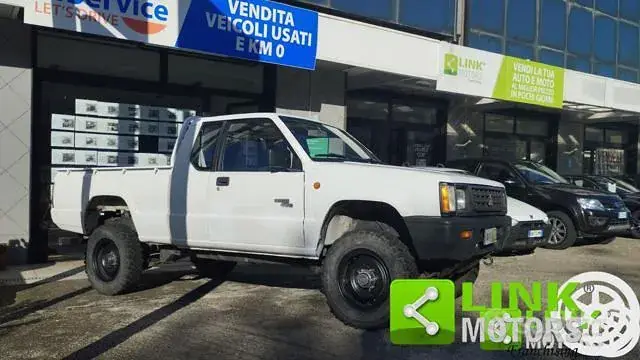 Mitsubishi L200 1993 photo 3