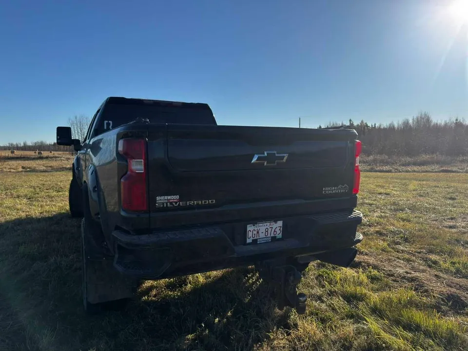 Chevrolet C/K Pickup 3500 2023 photo 5