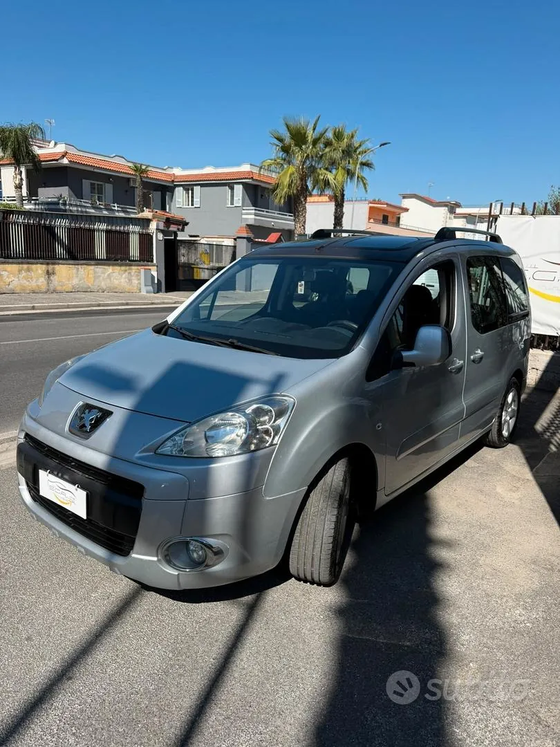 Peugeot Partner 2010 photo 3