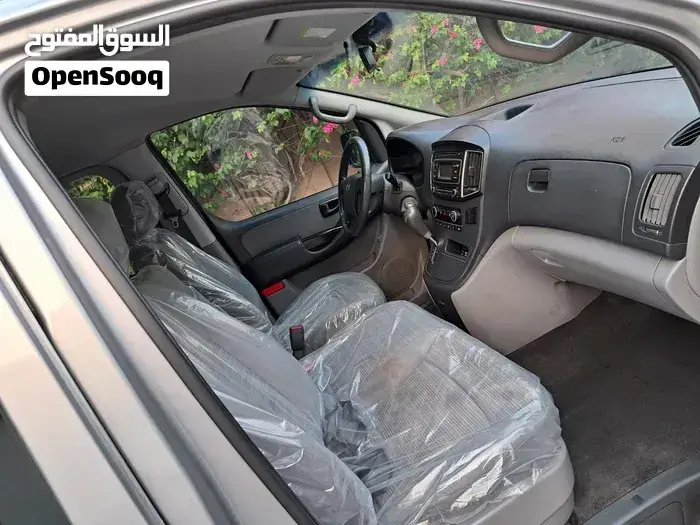 Hyundai H1 2021 photo 3