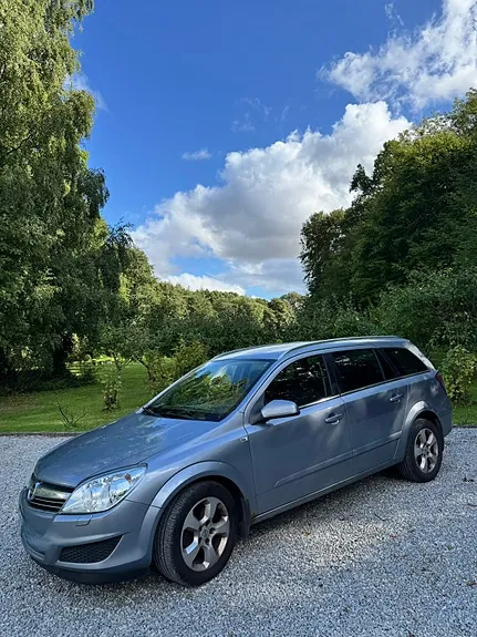 Opel Astra 2008 photo 4