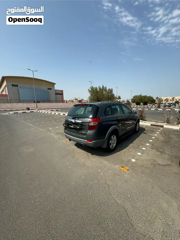 Chevrolet Captiva 2011 photo 2