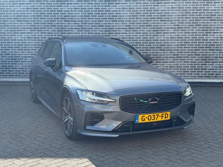 Volvo V60 2019 photo 3
