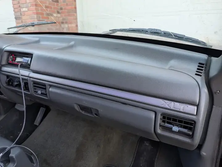 Ford F-150 1992 photo 4