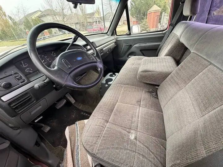 Ford F-150 1992 photo 2