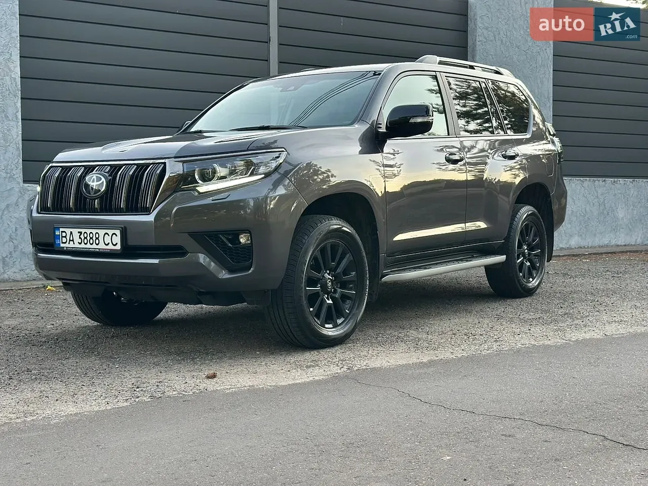 Toyota Land Cruiser Prado 2020 photo 3