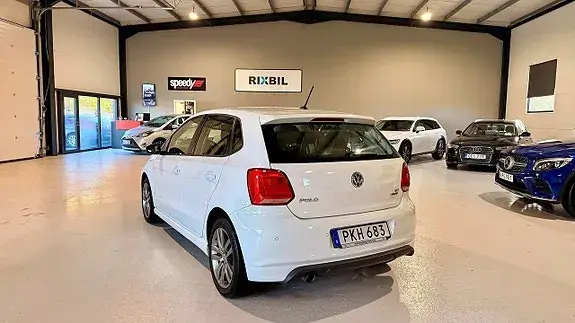 Volkswagen Polo 2017 photo 2
