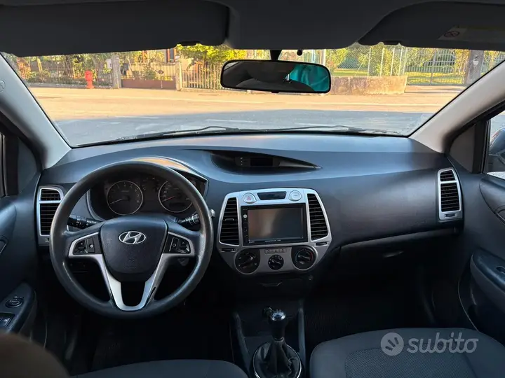 Hyundai I20 2012 photo 5
