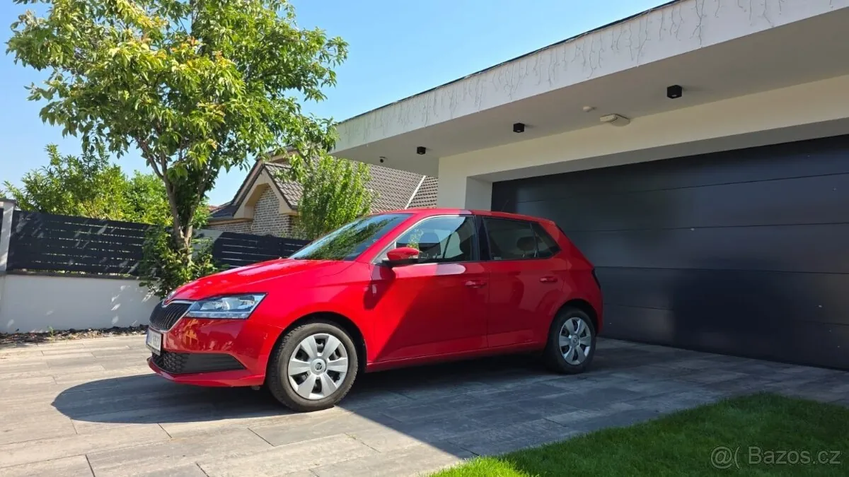 Skoda Fabia 2020 photo 2