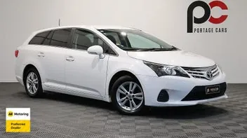 Toyota Avensis 2013 photo 2
