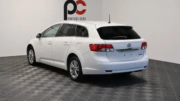 Toyota Avensis 2013 photo 5