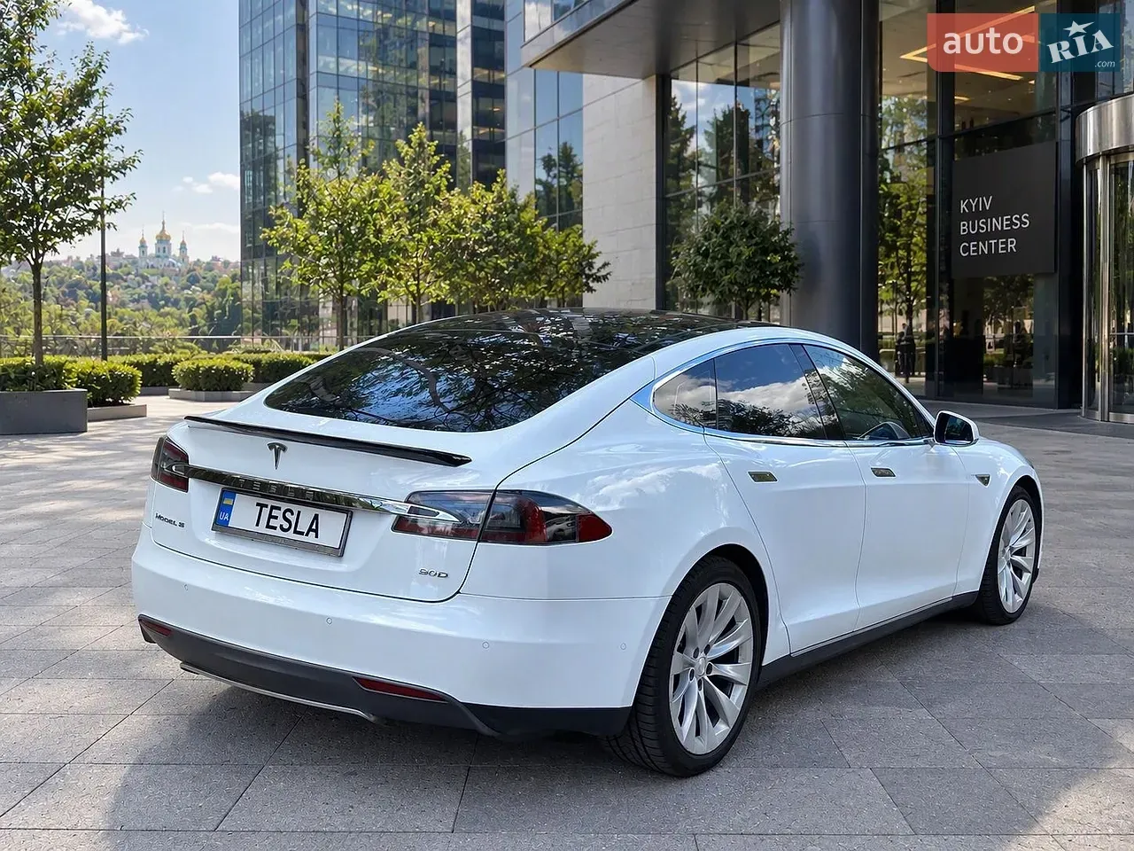 Tesla Model S 2015 photo 3