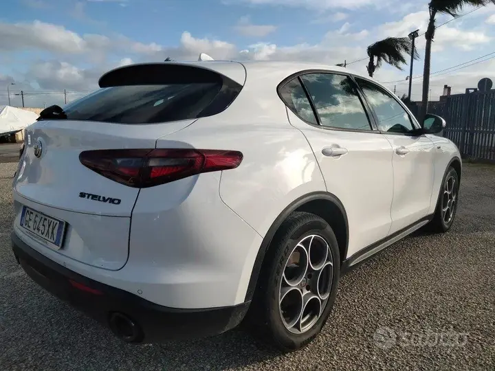 Alfa Romeo Stelvio 2021 photo 3