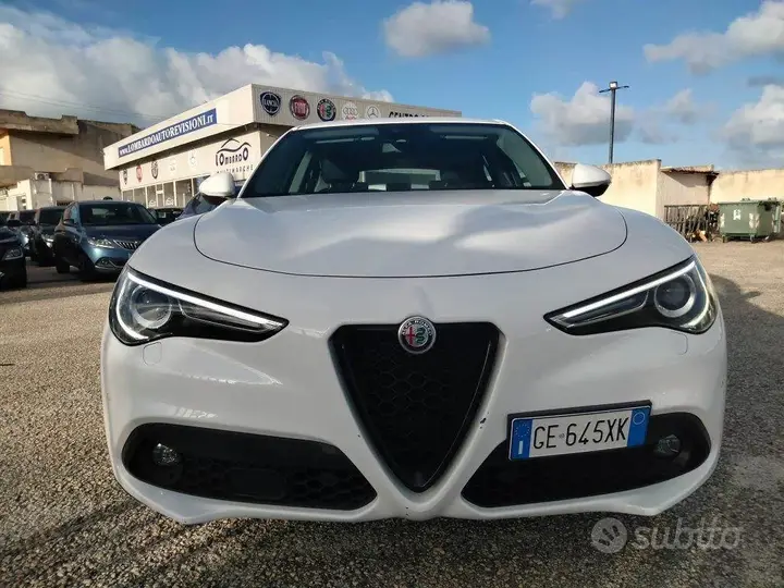 Alfa Romeo Stelvio 2021 photo 2