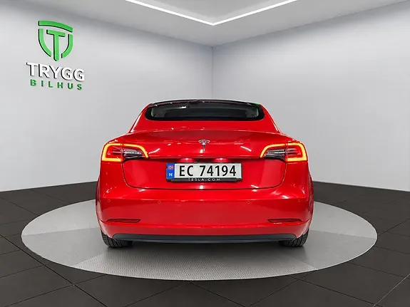 Tesla Model 3 2021 photo 4
