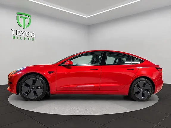 Tesla Model 3 2021 photo 2