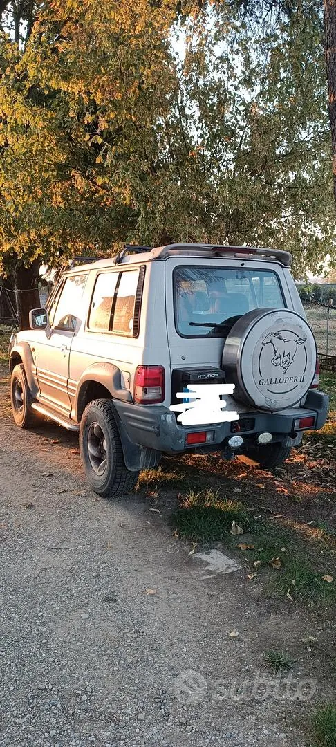 Hyundai Galloper