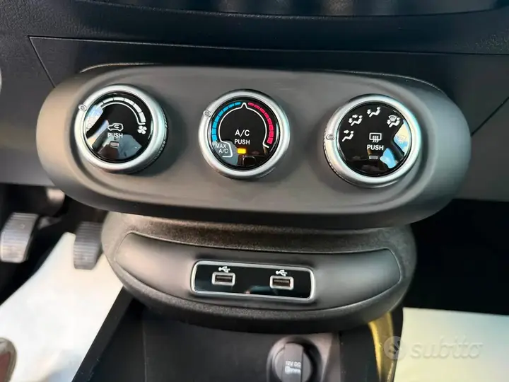 Fiat 500X 2023 photo 2