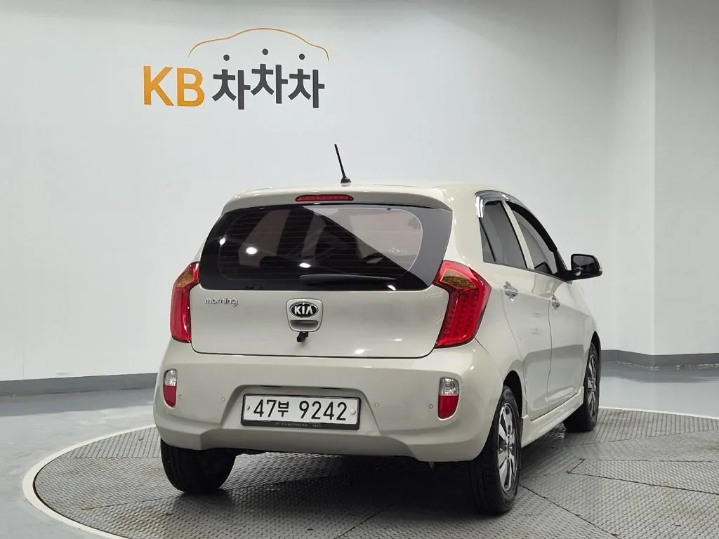 Kia Morning 2015 photo 3