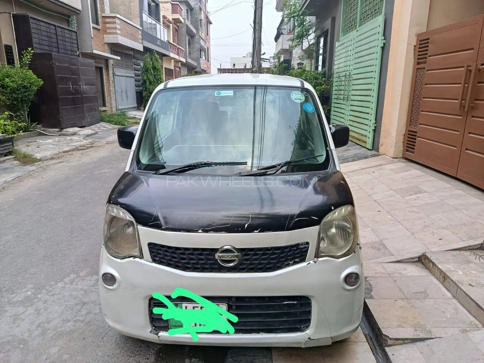 Nissan Moco