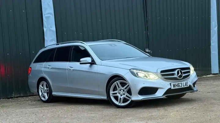 Mercedes-Benz E-Class 2013 photo 3