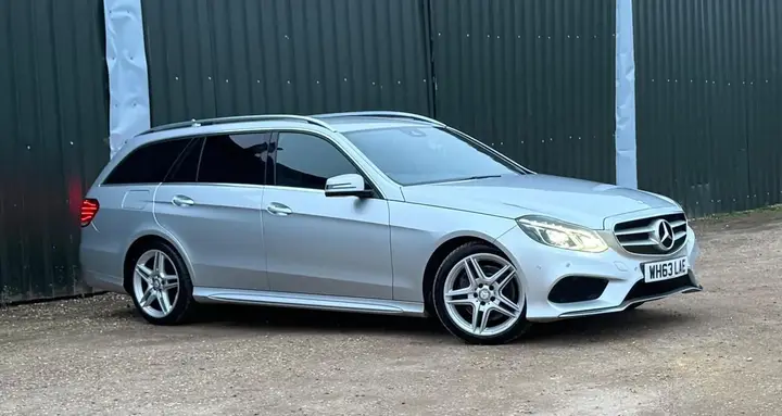 Mercedes-Benz E-Class 2013 photo 5