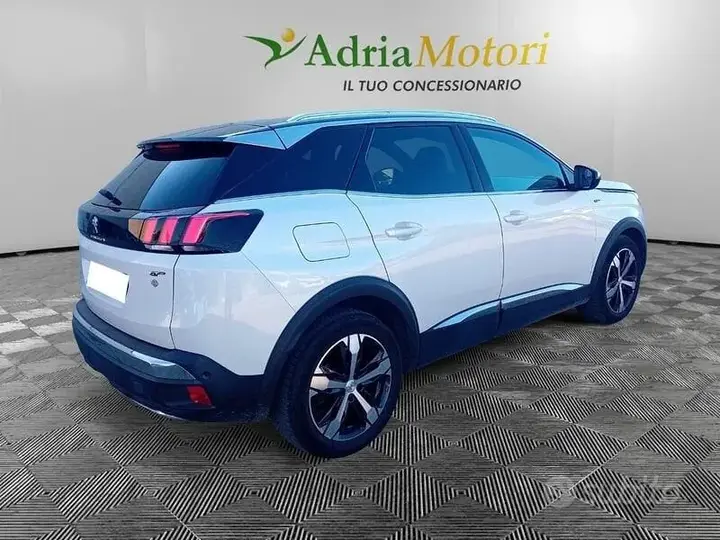 Peugeot 3008 2018 photo 5