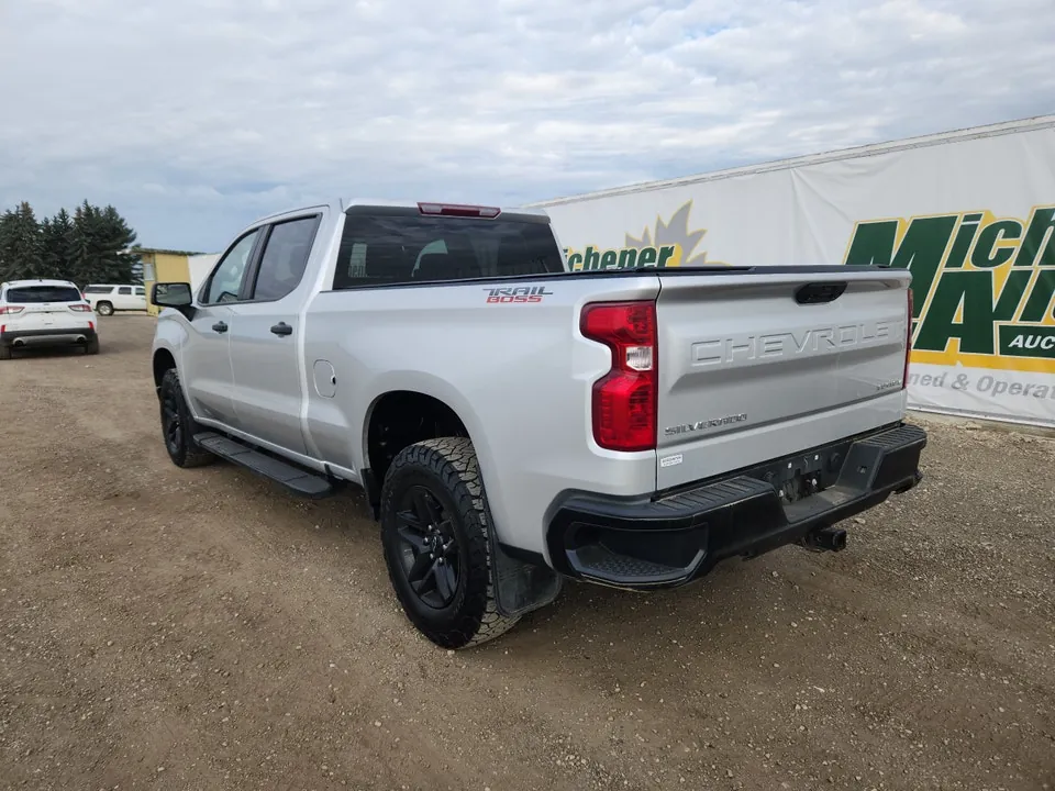Chevrolet Silverado 1500 2022 photo 3