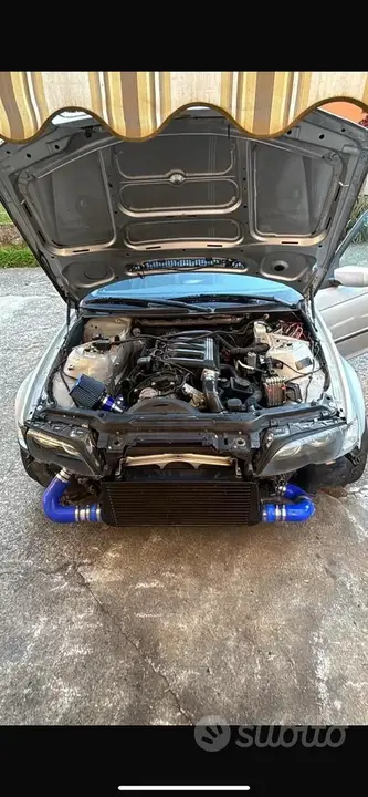 BMW E46 2002 photo 2