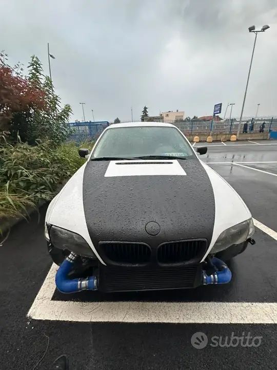 BMW E46 2002 photo 5