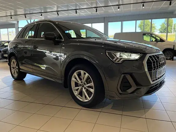 Audi Q3 2023 photo 3