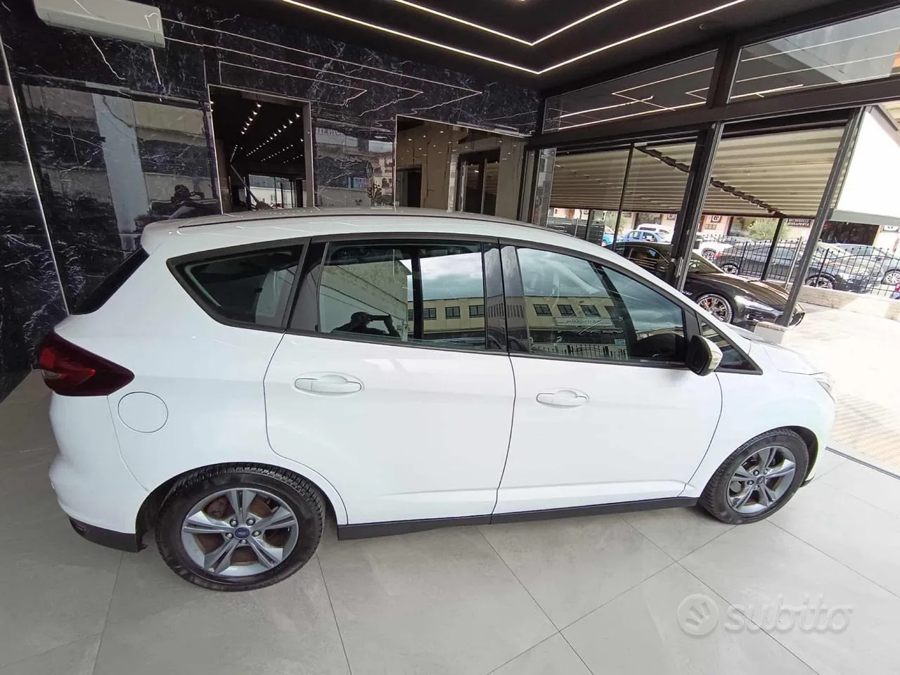 Ford C-Max 2018 photo 4