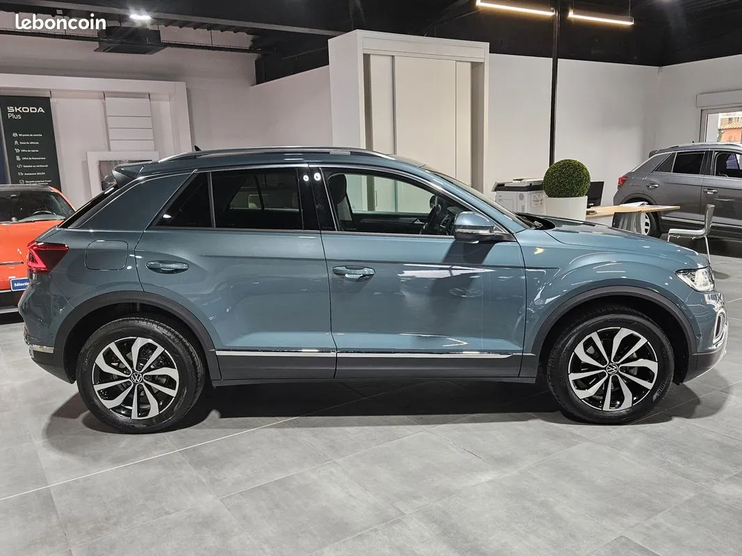 Volkswagen T-Roc 2025 photo 5