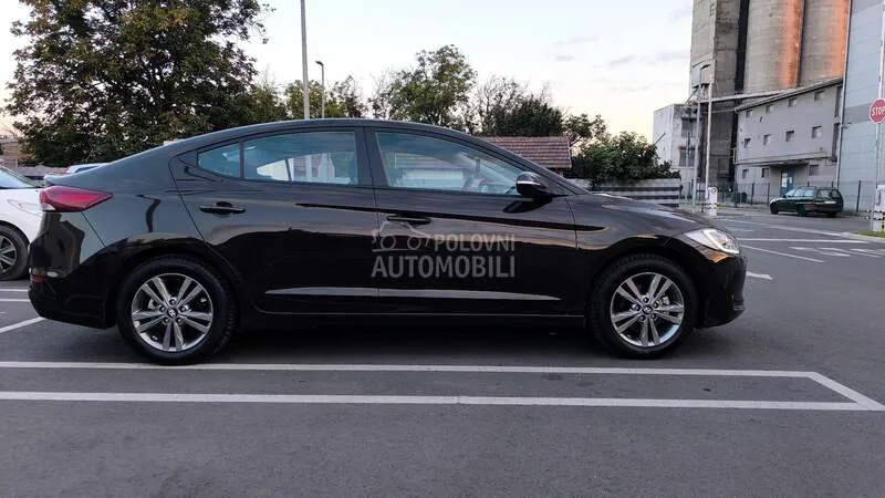 Hyundai Elantra 2017 photo 5