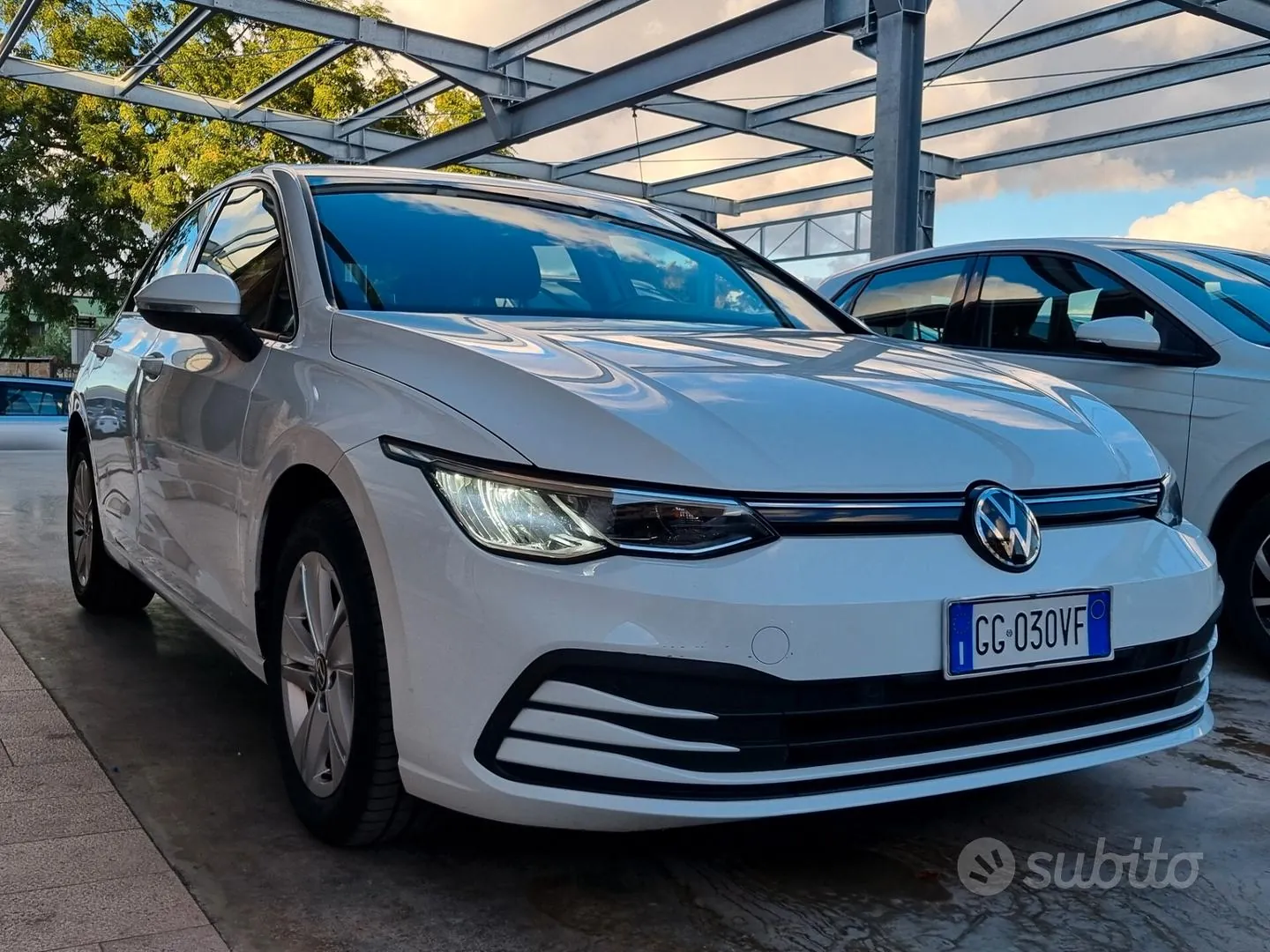 Volkswagen Golf Viii 2022 photo 2