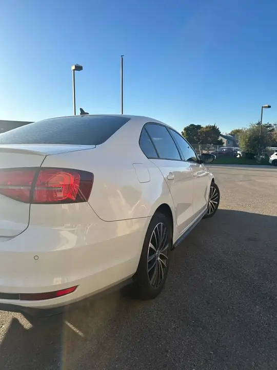 Volkswagen Jetta 2016 photo 2