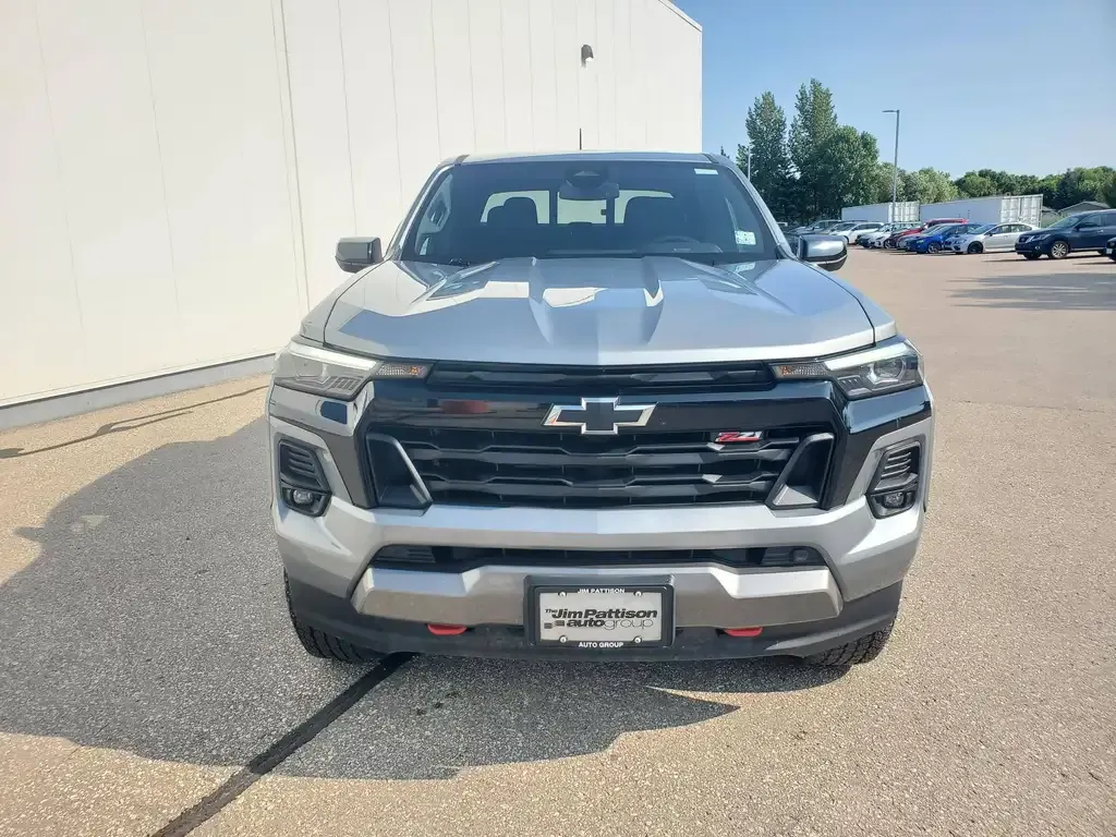 Chevrolet Colorado 2024 photo 2