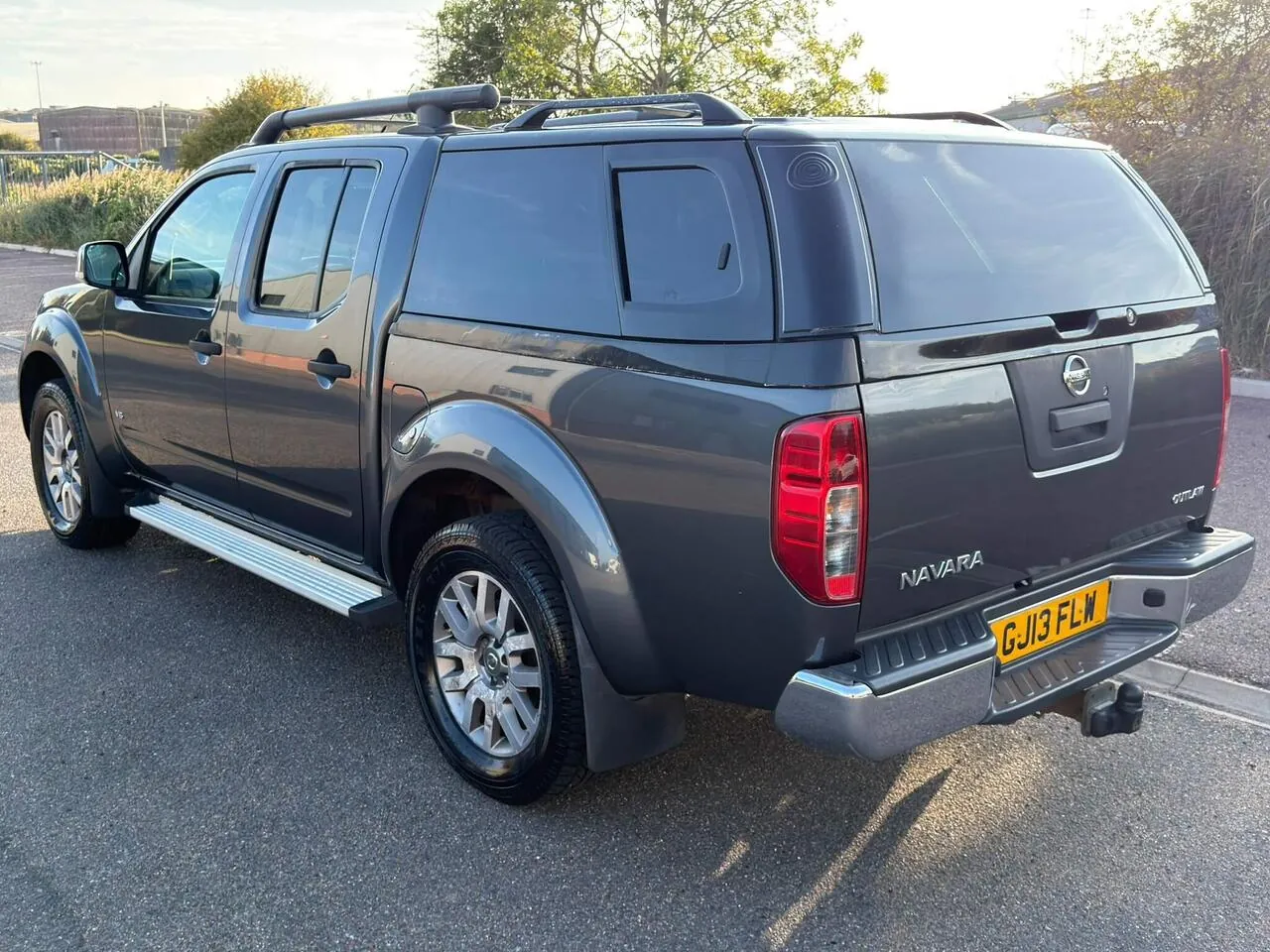 Nissan Navara 2013 photo 5