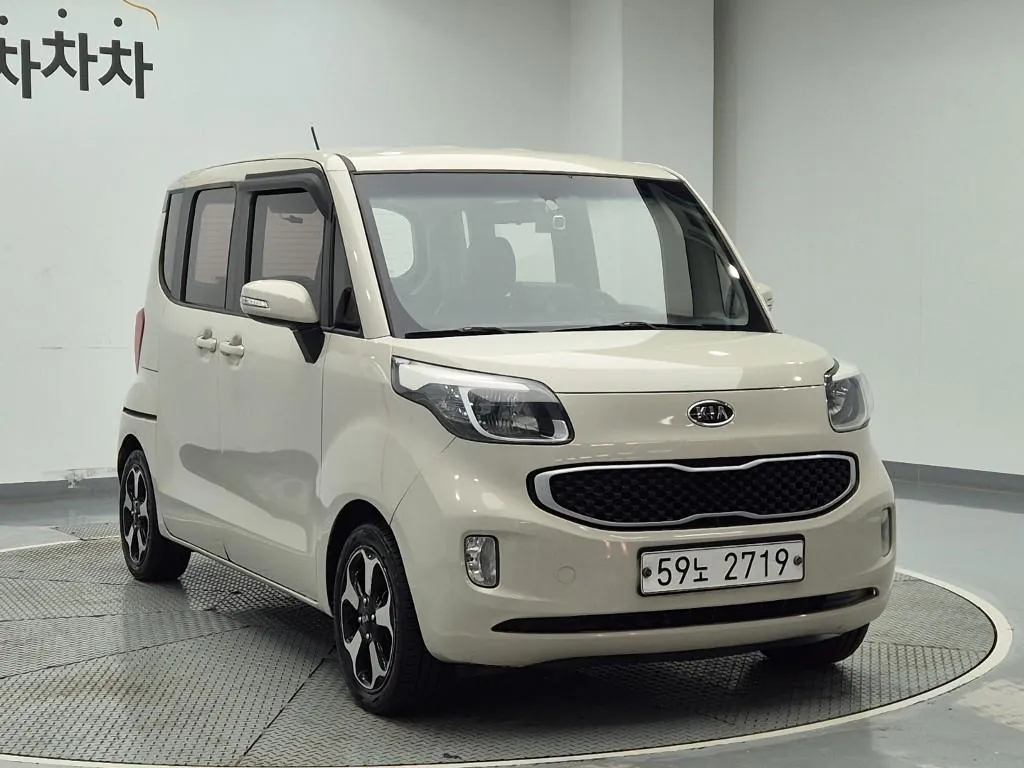 Kia Ray 2012 photo 4