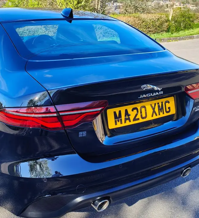 Jaguar Xe 2020 photo 4